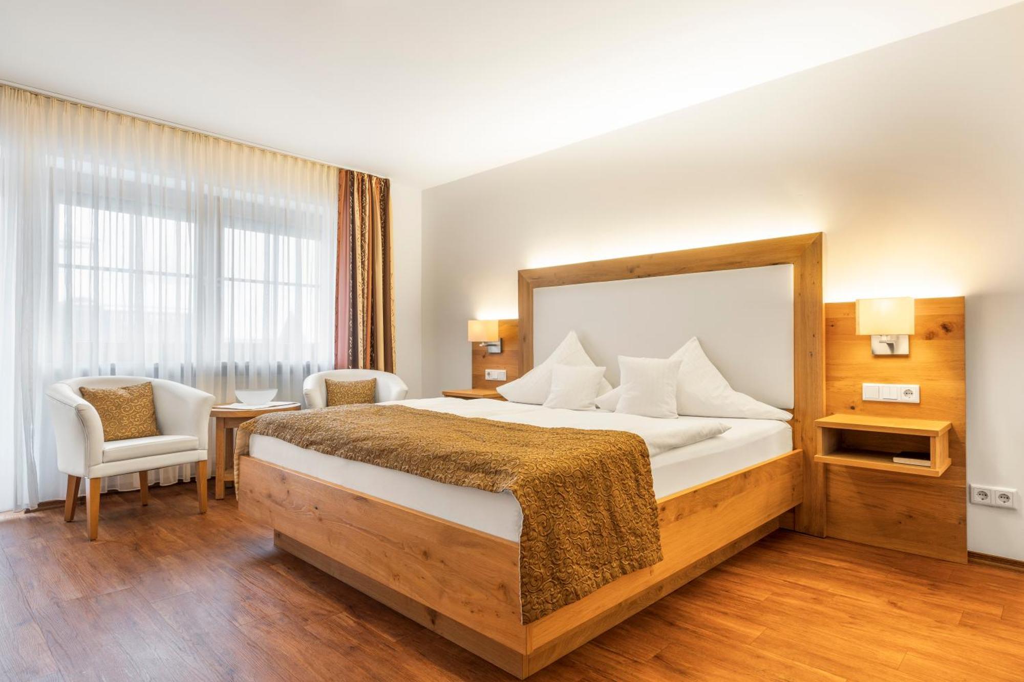 Wander Und Aktiv Hotel Roesslwirt Lam Εξωτερικό φωτογραφία