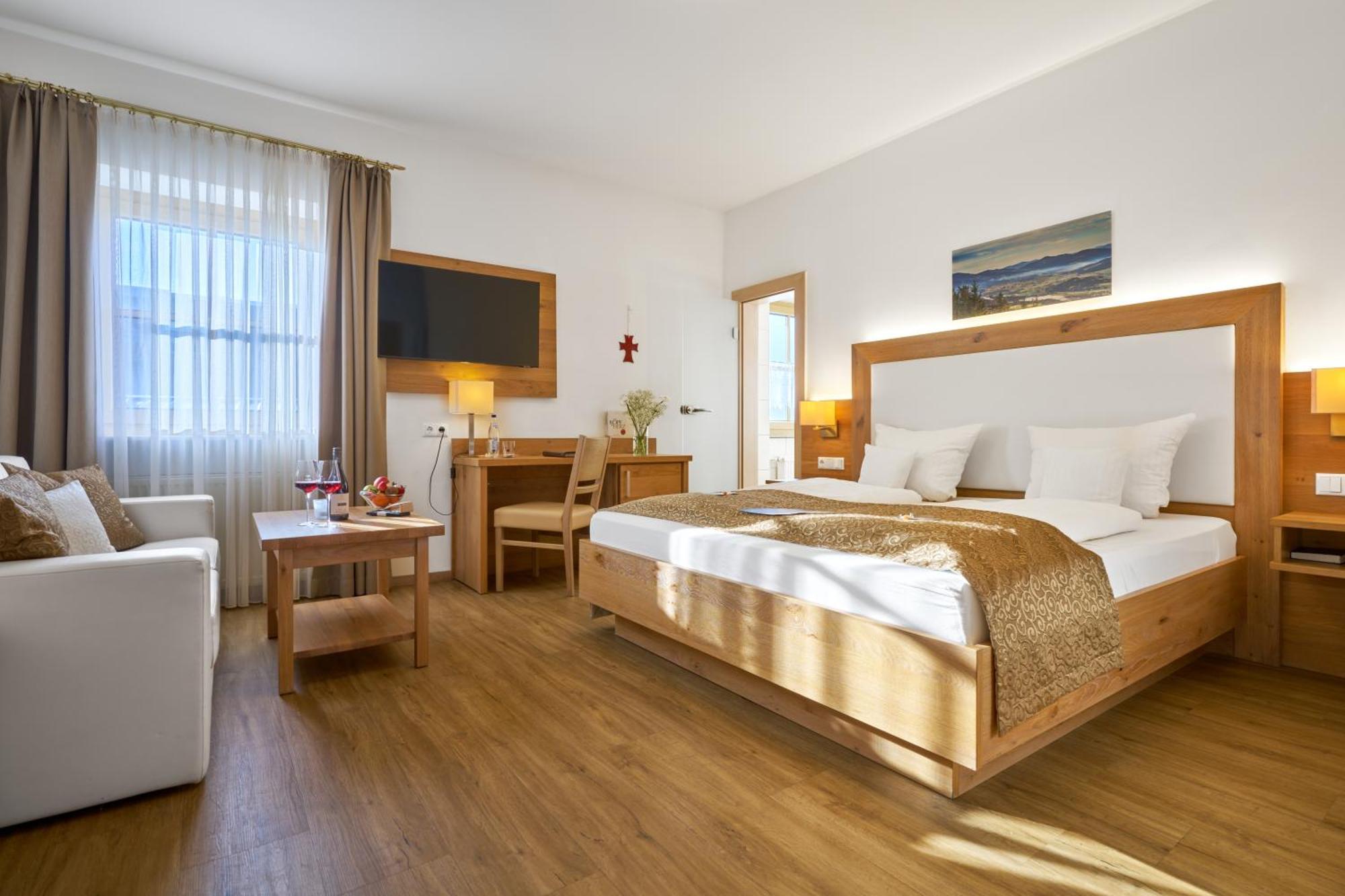 Wander Und Aktiv Hotel Roesslwirt Lam Εξωτερικό φωτογραφία